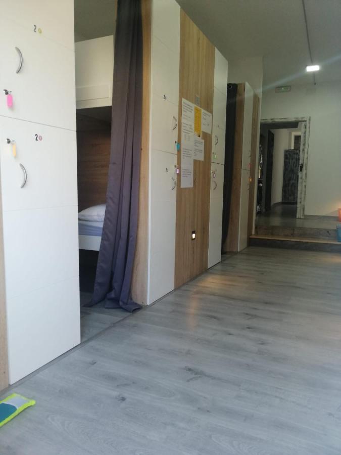 Albergue Alecer Caldas De Reis Eksteriør bilde